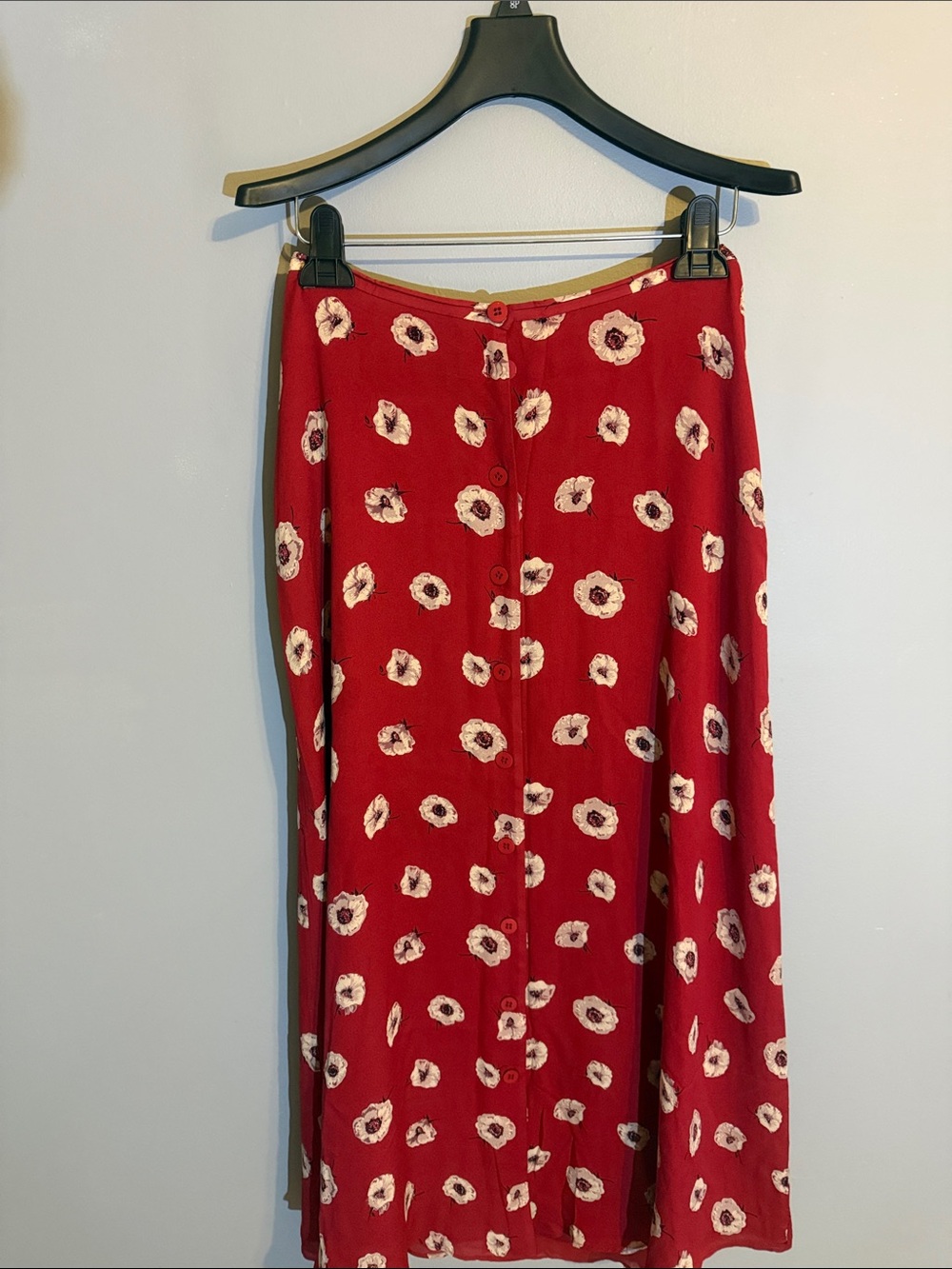 Andrea Viccaro Silk Button Front Skirt. Red/black/tan floral. Size 8